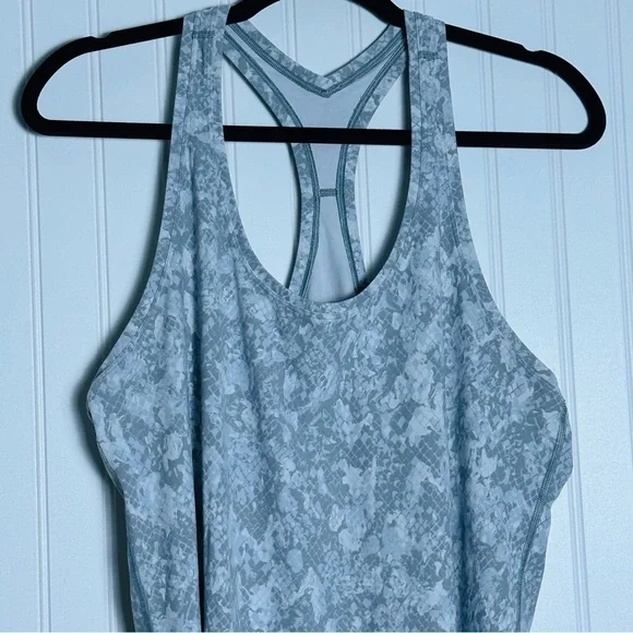 Lululemon Cool Racerback Tank Top Nulu
Hideaway Camo Starlight Multi L/XL Sporty - Picture 7 of 12